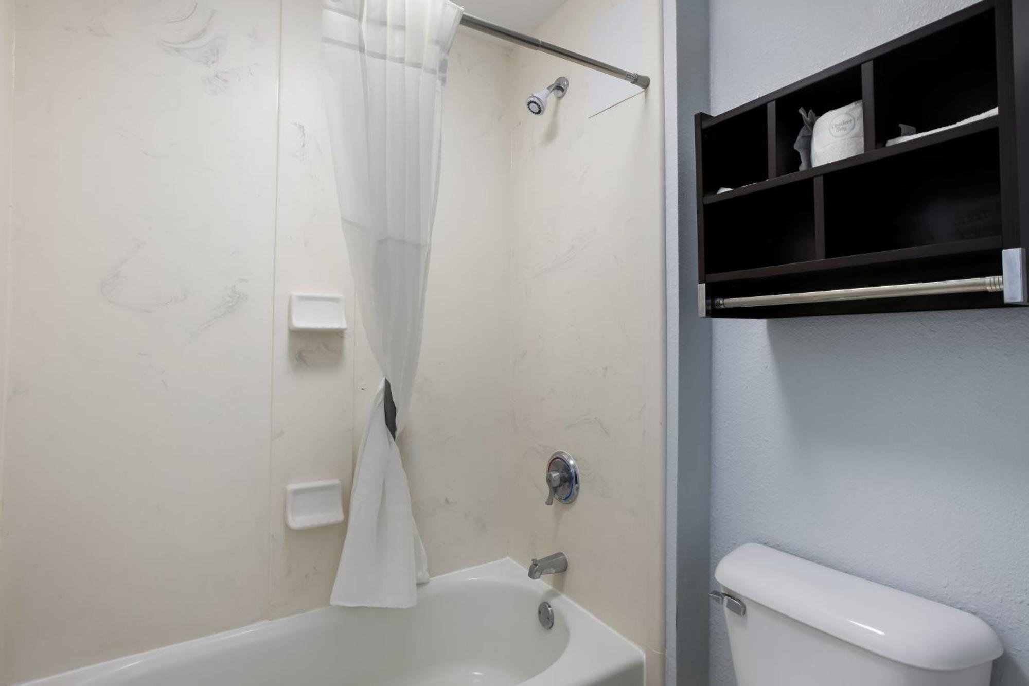 Suburban Studios Hinesville - Fort Stewart Area Bagian luar foto