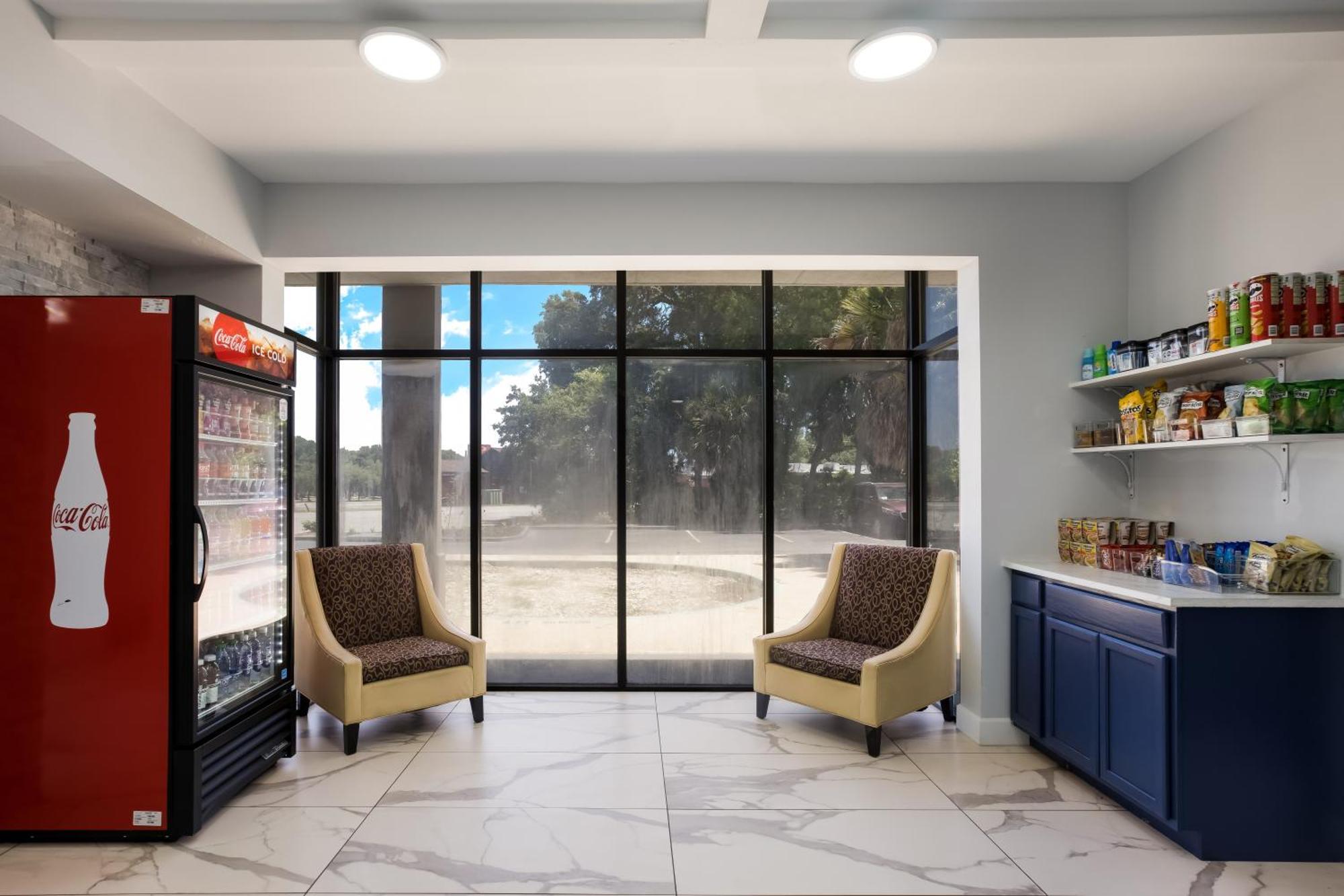 Suburban Studios Hinesville - Fort Stewart Area Bagian luar foto