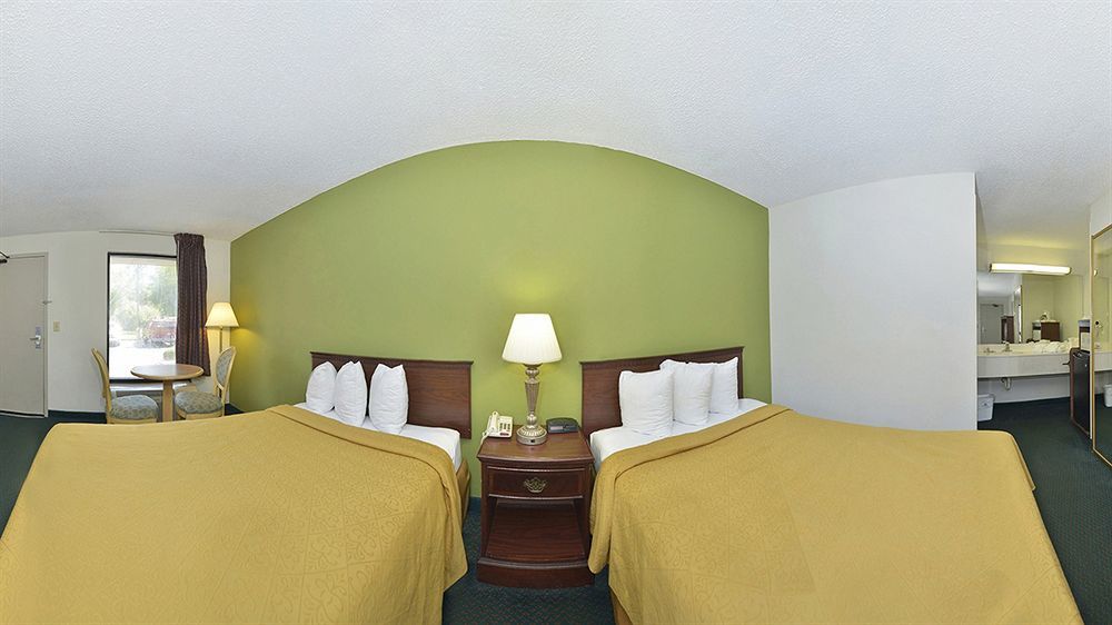 Suburban Studios Hinesville - Fort Stewart Area Bagian luar foto